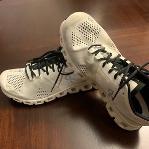 Mens On Cloud X 3 Shoe Size 8.5